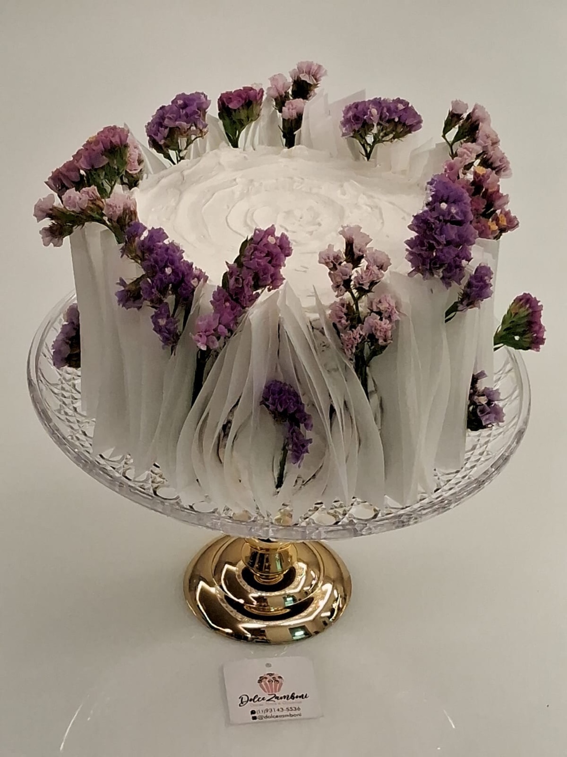 Bolo floral roxo